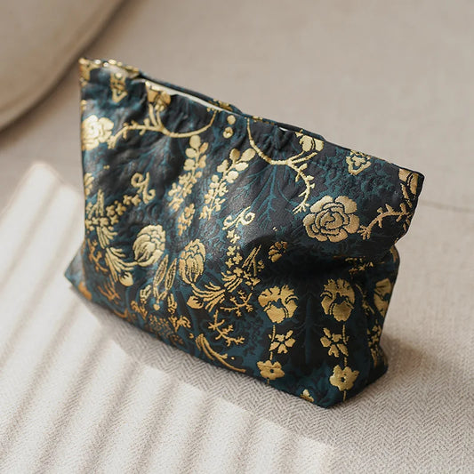 Floral Makeup Bag 🪷💐🌹