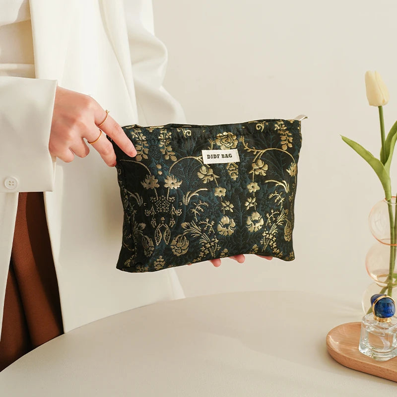 Floral Makeup Bag 🪷💐🌹